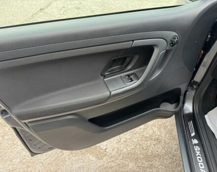 Сірий Шкода Фабія, об'ємом двигуна 1.2 л та пробігом 205 тис. км за 4900 $, фото 7 на Automoto.ua