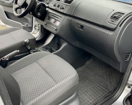 Серый Шкода Фабия, объемом двигателя 1.4 л и пробегом 195 тыс. км за 6200 $, фото 11 на Automoto.ua