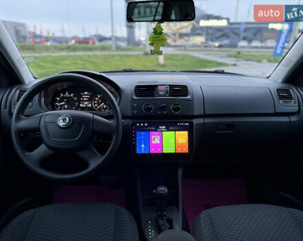 Серый Шкода Фабия, объемом двигателя 1.2 л и пробегом 161 тыс. км за 6600 $, фото 37 на Automoto.ua