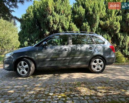 Шкода Фабия 2011 в Львове на Automoto.ua Серый Шкода Фабия, объемом двигателя 1.2 л и пробегом 184 тыс. км за 5599 $, фото 2 на Automoto.ua