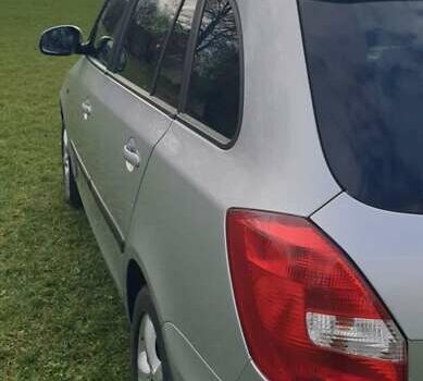 Серый Шкода Фабия, объемом двигателя 1.6 л и пробегом 205 тыс. км за 6650 $, фото 14 на Automoto.ua