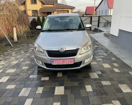 Серый Шкода Фабия, объемом двигателя 1.4 л и пробегом 242 тыс. км за 5400 $, фото 2 на Automoto.ua