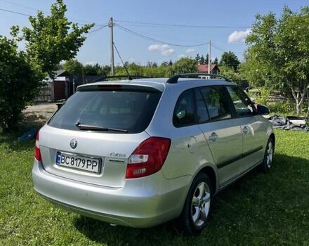 Серый Шкода Фабия, объемом двигателя 1.2 л и пробегом 215 тыс. км за 4900 $, фото 4 на Automoto.ua