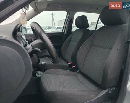 Серый Шкода Фабия, объемом двигателя 1.6 л и пробегом 304 тыс. км за 5490 $, фото 9 на Automoto.ua