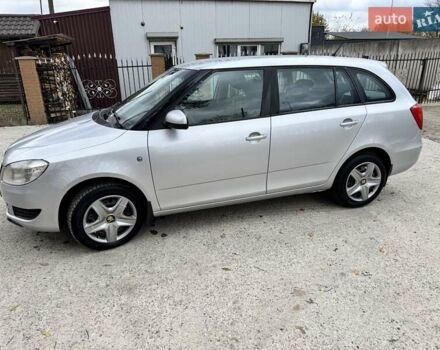 Шкода Фабия 2011 в Стрые на Automoto.ua Серый Шкода Фабия, объемом двигателя 1.6 л и пробегом 291 тыс. км за 5500 $, фото 8 на Automoto.ua