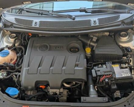 Сірий Шкода Фабія, об'ємом двигуна 1.6 л та пробігом 233 тис. км за 6000 $, фото 10 на Automoto.ua