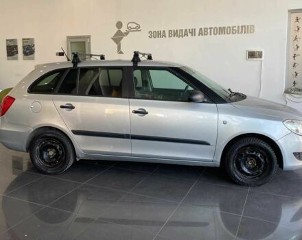 Серый Шкода Фабия, объемом двигателя 1.6 л и пробегом 296 тыс. км за 6000 $, фото 7 на Automoto.ua