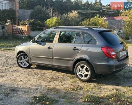 Серый Шкода Фабия, объемом двигателя 1.2 л и пробегом 203 тыс. км за 7500 $, фото 2 на Automoto.ua