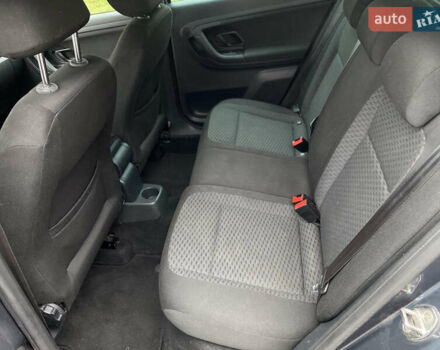 Серый Шкода Фабия, объемом двигателя 1.2 л и пробегом 185 тыс. км за 6000 $, фото 13 на Automoto.ua