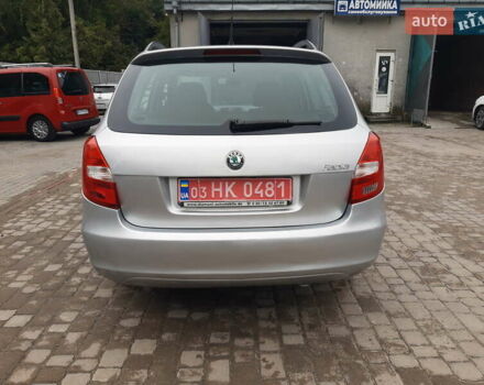 Серый Шкода Фабия, объемом двигателя 1.39 л и пробегом 181 тыс. км за 6350 $, фото 7 на Automoto.ua