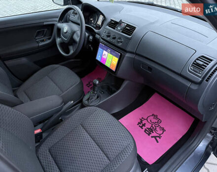 Серый Шкода Фабия, объемом двигателя 1.2 л и пробегом 161 тыс. км за 6600 $, фото 14 на Automoto.ua