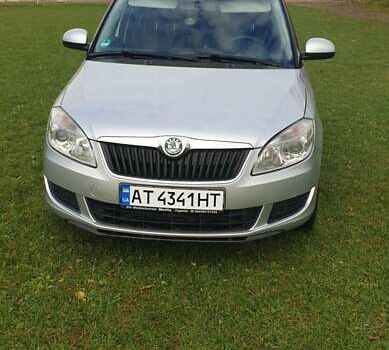 Серый Шкода Фабия, объемом двигателя 1.6 л и пробегом 205 тыс. км за 6650 $, фото 26 на Automoto.ua