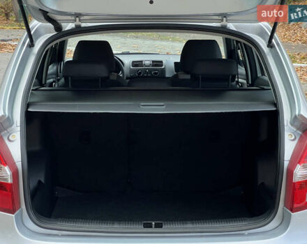 Шкода Фабия 2011 в Трускавце на Automoto.ua Серый Шкода Фабия, объемом двигателя 1.6 л и пробегом 242 тыс. км за 5950 $, фото 98 на Automoto.ua