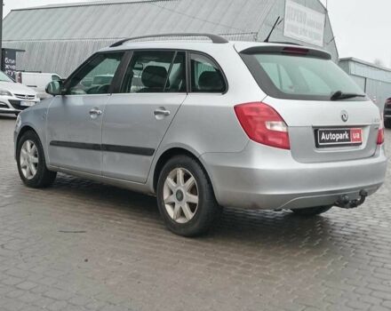 Серый Шкода Фабия, объемом двигателя 1.6 л и пробегом 304 тыс. км за 5490 $, фото 5 на Automoto.ua