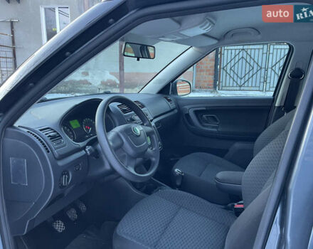 Серый Шкода Фабия, объемом двигателя 1.2 л и пробегом 219 тыс. км за 5399 $, фото 10 на Automoto.ua