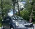 Сірий Шкода Фабія, об'ємом двигуна 1.6 л та пробігом 300 тис. км за 4800 $, фото 1 на Automoto.ua