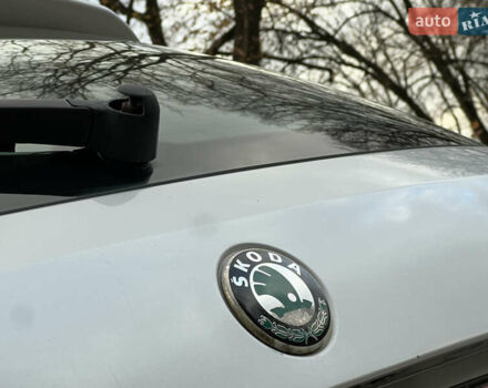 Шкода Фабия 2011 в Трускавце на Automoto.ua Серый Шкода Фабия, объемом двигателя 1.6 л и пробегом 242 тыс. км за 5950 $, фото 51 на Automoto.ua