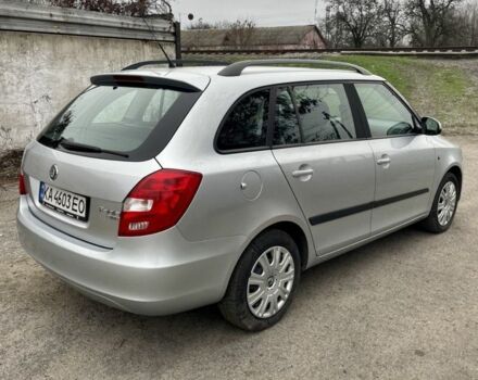 Серый Шкода Фабия, объемом двигателя 1.4 л и пробегом 195 тыс. км за 6200 $, фото 3 на Automoto.ua