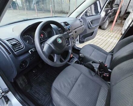 Сірий Шкода Фабія, об'ємом двигуна 1.6 л та пробігом 265 тис. км за 4650 $, фото 29 на Automoto.ua