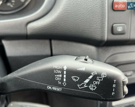 Серый Шкода Фабия, объемом двигателя 1.6 л и пробегом 204 тыс. км за 7950 $, фото 67 на Automoto.ua