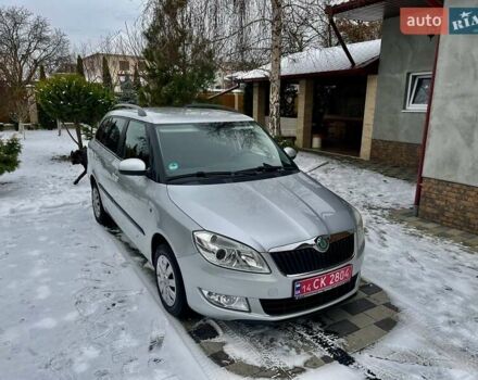 Сірий Шкода Фабія, об'ємом двигуна 1.2 л та пробігом 196 тис. км за 5999 $, фото 4 на Automoto.ua