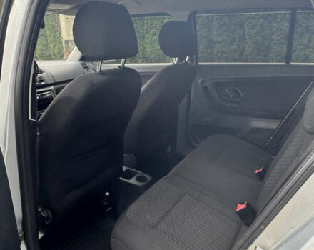 Сірий Шкода Фабія, об'ємом двигуна 1.39 л та пробігом 224 тис. км за 5250 $, фото 6 на Automoto.ua
