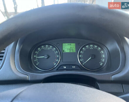 Сірий Шкода Фабія, об'ємом двигуна 1.2 л та пробігом 300 тис. км за 4399 $, фото 31 на Automoto.ua