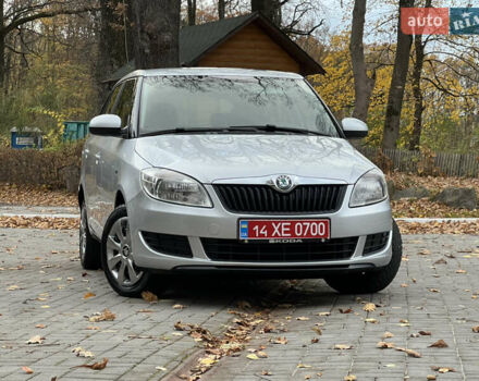 Шкода Фабия 2011 в Трускавце на Automoto.ua Серый Шкода Фабия, объемом двигателя 1.6 л и пробегом 242 тыс. км за 5950 $, фото 1 на Automoto.ua
