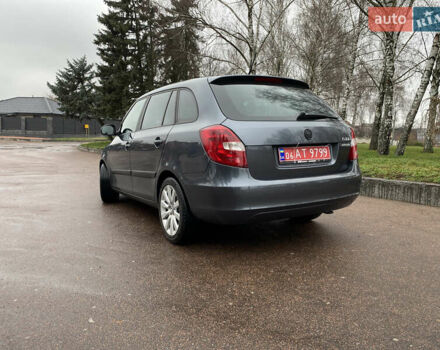 Серый Шкода Фабия, объемом двигателя 1.2 л и пробегом 185 тыс. км за 6000 $, фото 2 на Automoto.ua