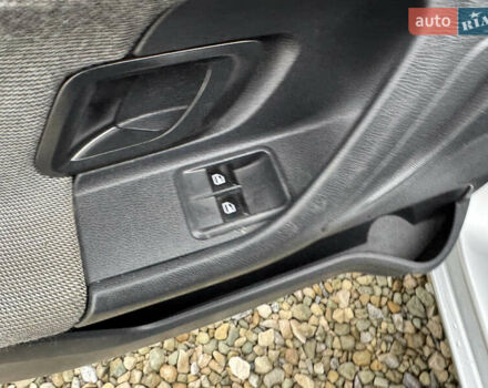 Сірий Шкода Фабія, об'ємом двигуна 1.6 л та пробігом 233 тис. км за 5500 $, фото 13 на Automoto.ua