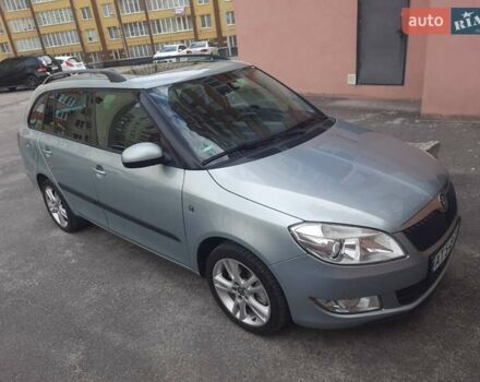 Шкода Фабия 2011 в Хмельницком на Automoto.ua Серый Шкода Фабия, объемом двигателя 1.2 л и пробегом 285 тыс. км за 6200 $, фото 3 на Automoto.ua