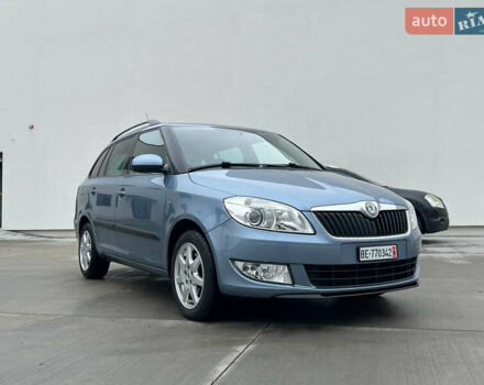 Серый Шкода Фабия, объемом двигателя 1.6 л и пробегом 204 тыс. км за 7950 $, фото 4 на Automoto.ua