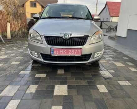 Серый Шкода Фабия, объемом двигателя 1.4 л и пробегом 242 тыс. км за 5400 $, фото 1 на Automoto.ua