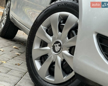 Шкода Фабия 2011 в Трускавце на Automoto.ua Серый Шкода Фабия, объемом двигателя 1.6 л и пробегом 242 тыс. км за 5950 $, фото 9 на Automoto.ua