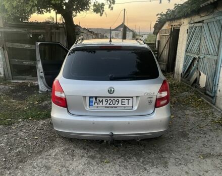 Серый Шкода Фабия, объемом двигателя 1.2 л и пробегом 240 тыс. км за 5000 $, фото 2 на Automoto.ua