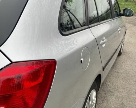 Серый Шкода Фабия, объемом двигателя 1.4 л и пробегом 195 тыс. км за 6200 $, фото 9 на Automoto.ua