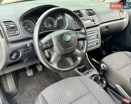 Сірий Шкода Фабія, об'ємом двигуна 1.2 л та пробігом 151 тис. км за 6700 $, фото 16 на Automoto.ua