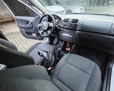 Сірий Шкода Фабія, об'ємом двигуна 1.6 л та пробігом 265 тис. км за 4650 $, фото 24 на Automoto.ua