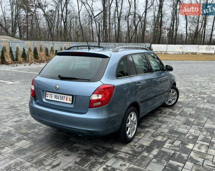 Серый Шкода Фабия, объемом двигателя 1.6 л и пробегом 204 тыс. км за 7550 $, фото 162 на Automoto.ua