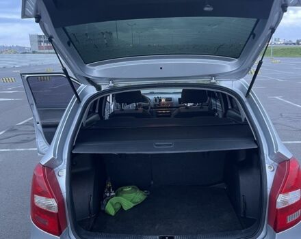 Серый Шкода Фабия, объемом двигателя 1.6 л и пробегом 340 тыс. км за 5650 $, фото 5 на Automoto.ua