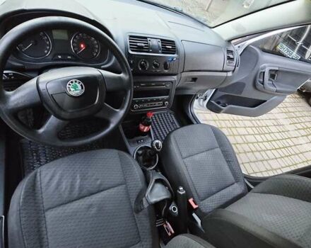 Сірий Шкода Фабія, об'ємом двигуна 1.6 л та пробігом 265 тис. км за 4650 $, фото 31 на Automoto.ua