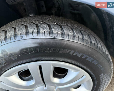 Сірий Шкода Фабія, об'ємом двигуна 1.2 л та пробігом 199 тис. км за 5000 $, фото 13 на Automoto.ua