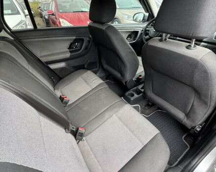 Сірий Шкода Фабія, об'ємом двигуна 1.6 л та пробігом 233 тис. км за 5500 $, фото 27 на Automoto.ua