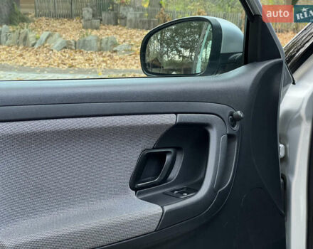 Шкода Фабия 2011 в Трускавце на Automoto.ua Серый Шкода Фабия, объемом двигателя 1.6 л и пробегом 242 тыс. км за 5950 $, фото 61 на Automoto.ua