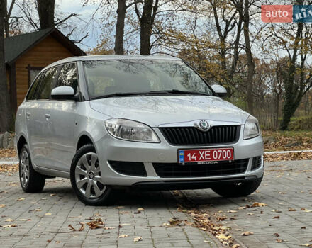 Шкода Фабия 2011 в Трускавце на Automoto.ua Серый Шкода Фабия, объемом двигателя 1.6 л и пробегом 242 тыс. км за 5950 $, фото 6 на Automoto.ua