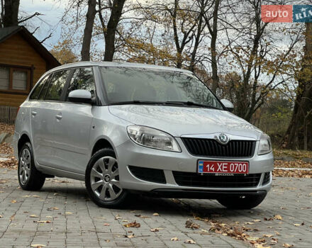 Шкода Фабия 2011 в Трускавце на Automoto.ua Серый Шкода Фабия, объемом двигателя 1.6 л и пробегом 242 тыс. км за 5950 $, фото 3 на Automoto.ua