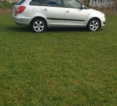 Серый Шкода Фабия, объемом двигателя 1.6 л и пробегом 205 тыс. км за 6650 $, фото 17 на Automoto.ua