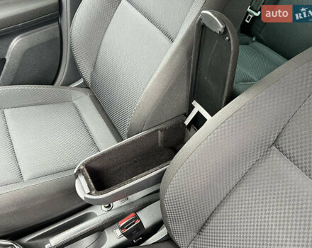 Серый Шкода Фабия, объемом двигателя 1.6 л и пробегом 204 тыс. км за 7950 $, фото 145 на Automoto.ua