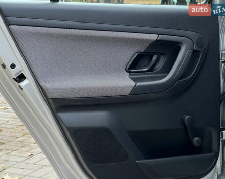 Шкода Фабия 2011 в Трускавце на Automoto.ua Серый Шкода Фабия, объемом двигателя 1.6 л и пробегом 242 тыс. км за 5950 $, фото 81 на Automoto.ua