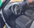 Серый Шкода Фабия, объемом двигателя 1.4 л и пробегом 160 тыс. км за 6700 $, фото 4 на Automoto.ua